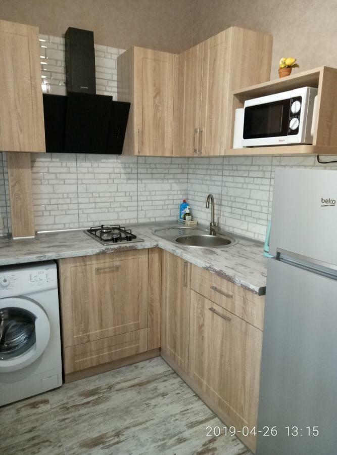 1 Stop From Railway Station Appartement Kiev Buitenkant foto