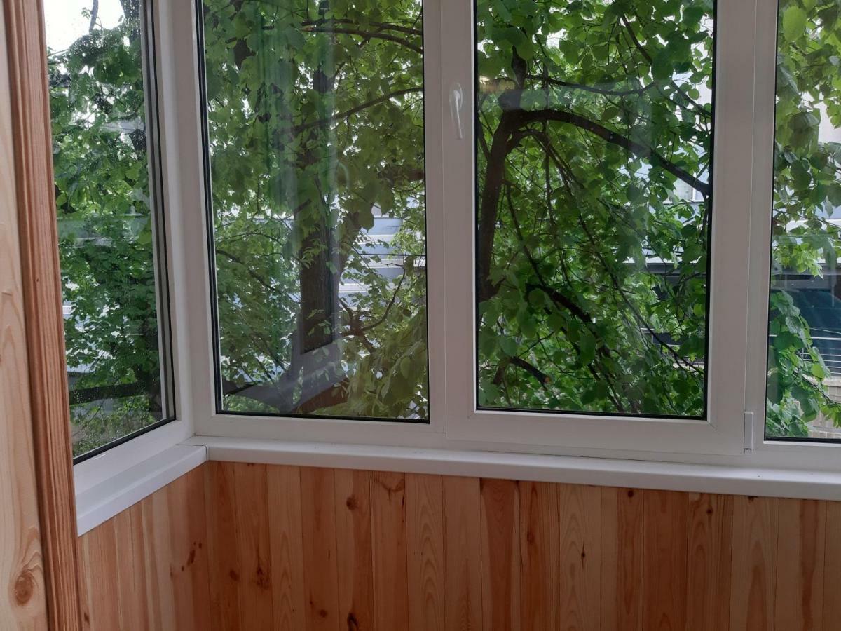 1 Stop From Railway Station Appartement Kiev Buitenkant foto